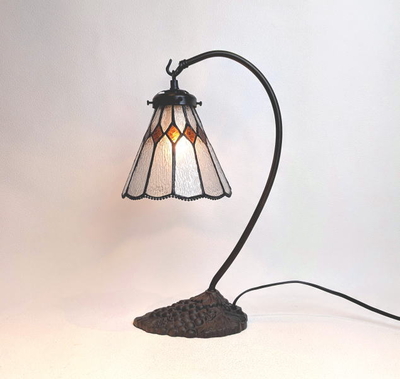 ステンドグラステーブルランプ　　品番.td017ep160