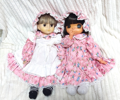 ドール服  ピンク花柄エプロンドレス  50
