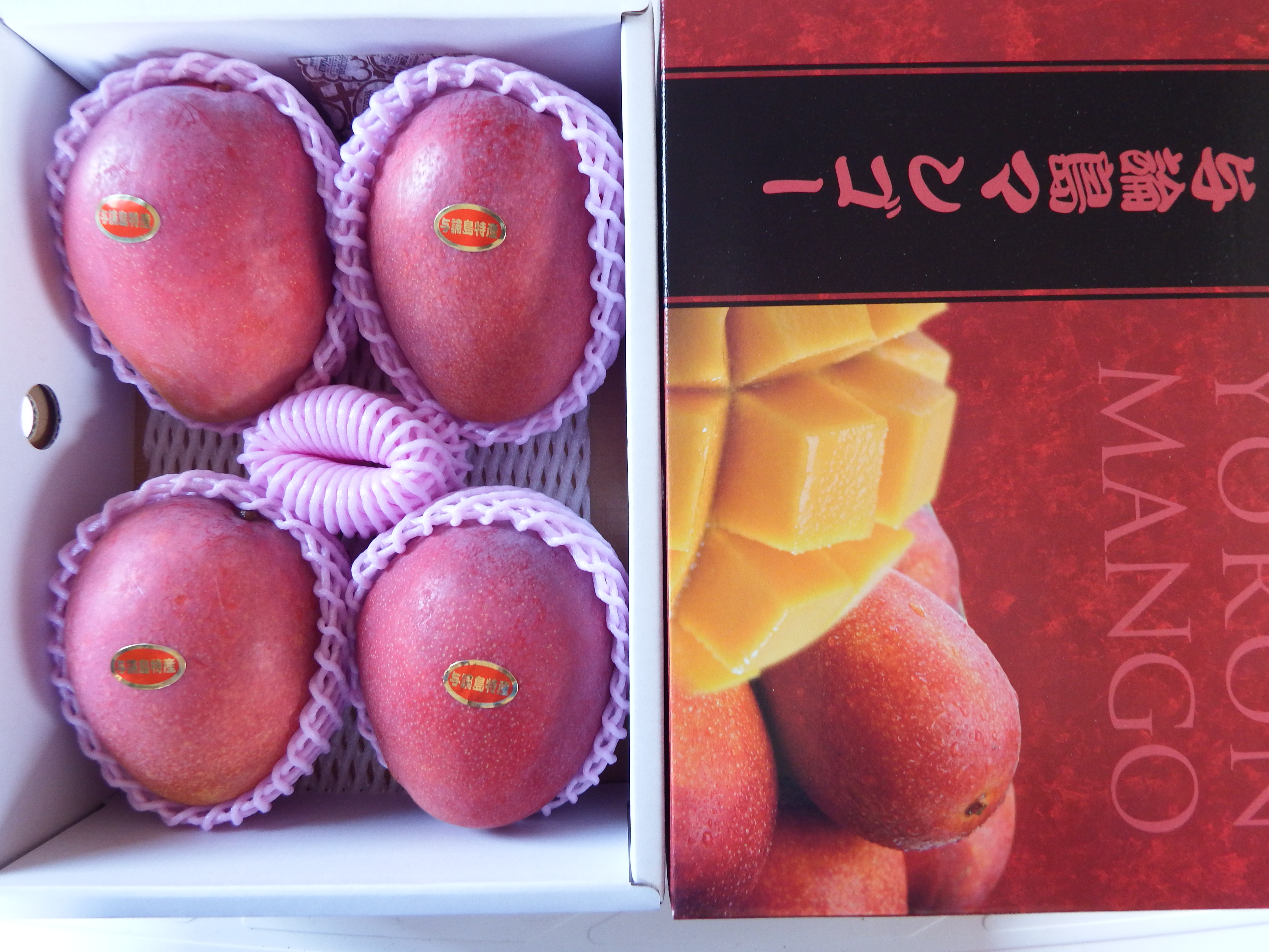 秀品アップルマンゴー化粧箱入り約2キロ4玉 完売 | 川畑熱帯果樹園