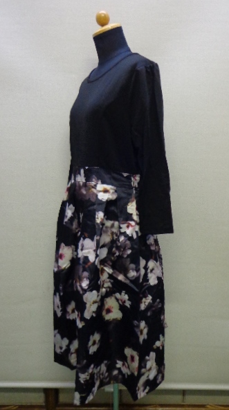 H S Designed By Rei 花柄 Aラインワンピース フレアスカート 七分袖 モカ L ハッピーランド市場