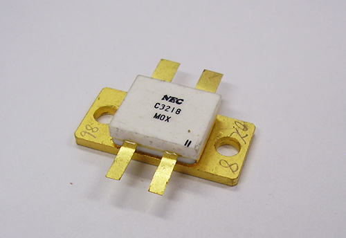 2SC2036 東芝 27MHz RFパワー トランジスタ C2036 ２０個 NPNパワートランジスタ 60V 5A 25W (20個入) □限定特価品