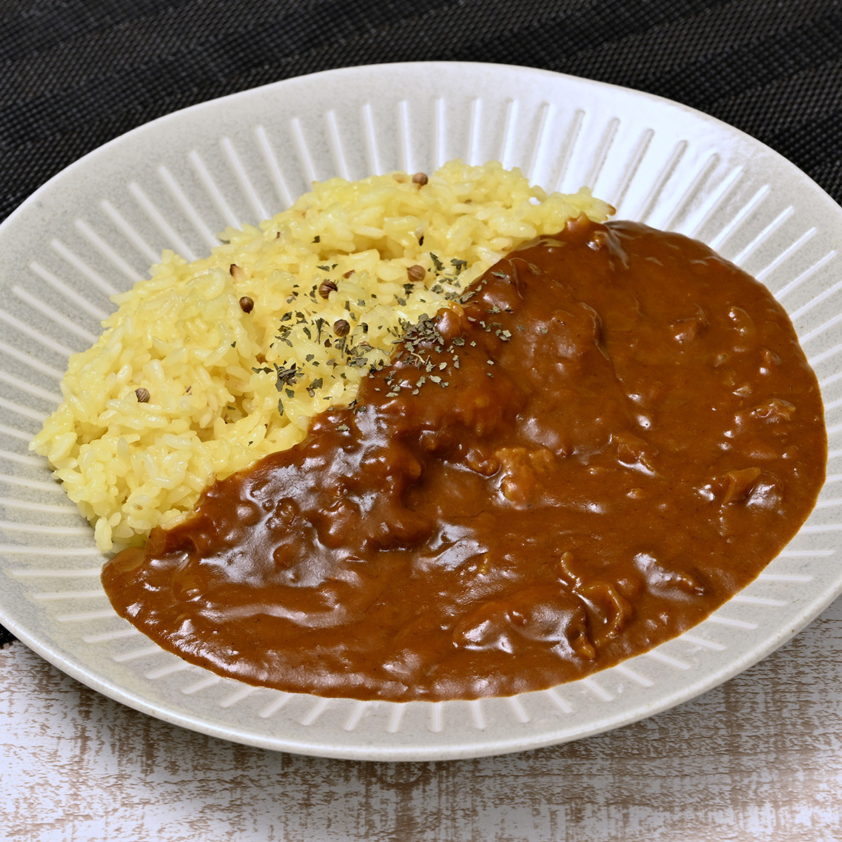 城北麺工 香り広がる2種のスパイス おうちで本格！サフランライス 180g