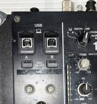 DJM-900nxs2 左上USBジャック修理