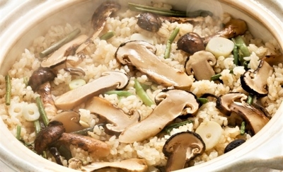 松茸ご飯2_1732702899753_400.jpg
