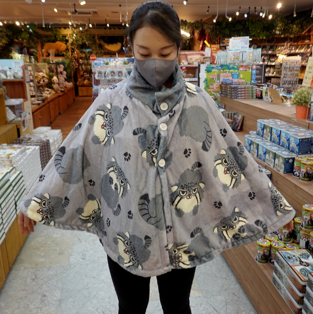 もふもふマヌルネコ ポンチョ Original 防寒 暴風 暖か 部屋着 ひざ掛け お出掛け 猫柄 可愛い 那須どうぶつ王国ネット