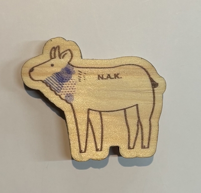 傷病鳥獣木製マグネット カモシカ