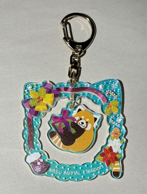 クリスマスプラプラキーホルダー　レッサーパンダ