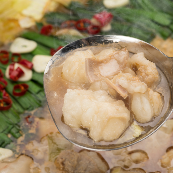 黒毛和牛 もつ鍋セット(4～5人用) | 肉市場 うえしま苑