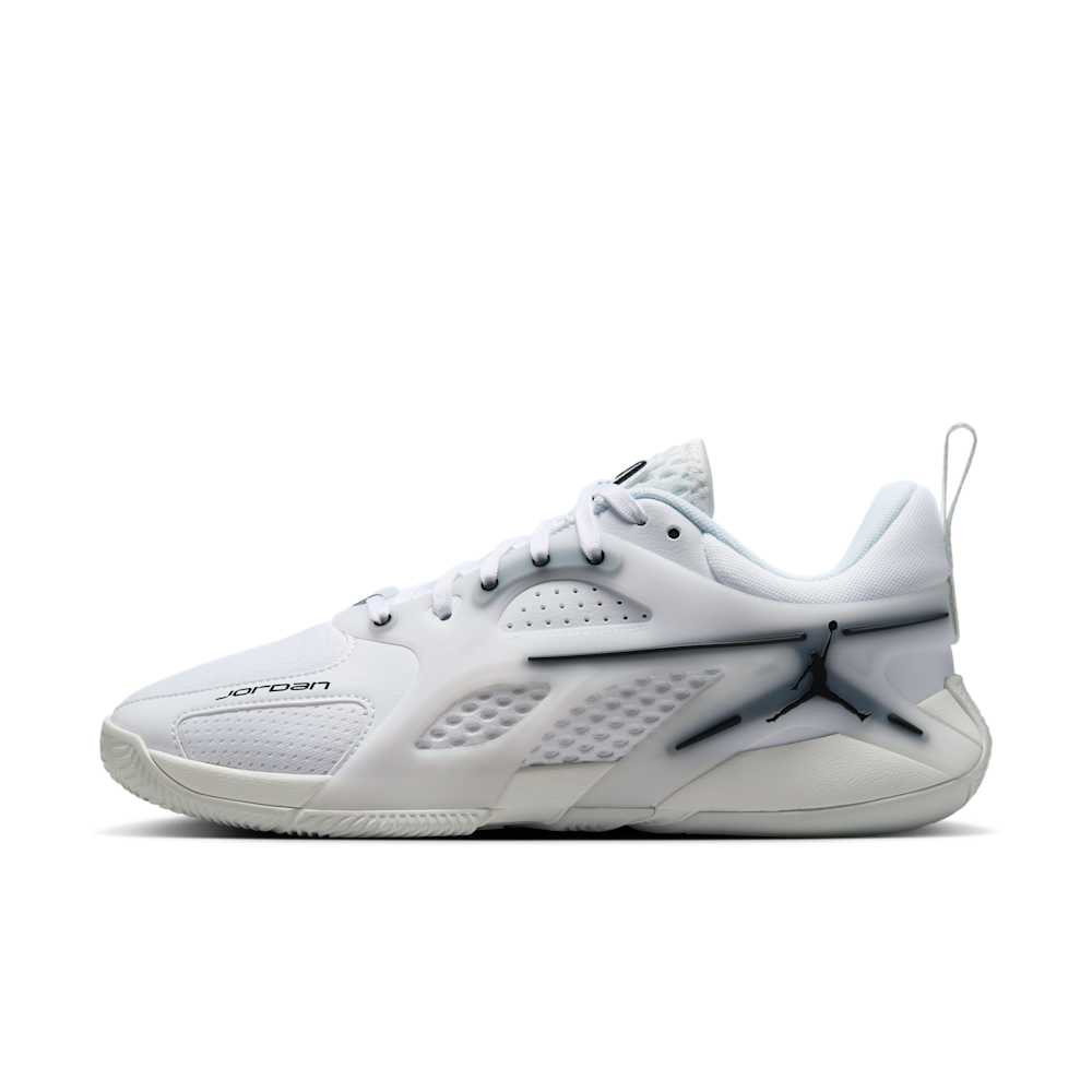 JORDANバッシュ[fz2473-110 ジョーダンエアーシリーズPF] ジョーダン（JORDAN）（レディース）バスケットシューズ