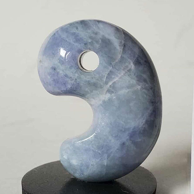 20251115-05 レムリアブルー翡翠勾玉