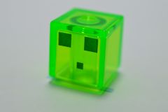 %19729 Slime[透明黄緑](マインクラフト)