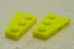 %43723 43722 ウェッジプレート[ネオンイエロー]2x3(左右ペア)