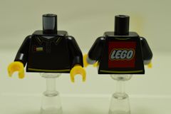 ミニフィグ胴体[黒](ポロシャツ、背中にＬＥＧＯロゴ)
