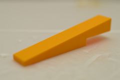%4569 スロープ10度[パステルオレンジ]6x1(斜面:粒大)