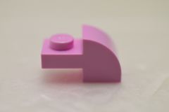 %5841 曲面ブロック[パステルダークピンク]1x2(プレート付)