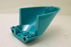 %7245 飛行機胴体リア[ダークシアン]6x10x4(下部)