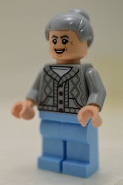F8131 Aunt May(#76321)