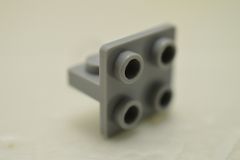 %7674 ブラケット[新灰]2x2‐1x2(中央、逆)