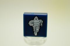 %3070b タイル[紺]1x1(ビバンダム)