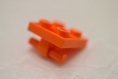 %5066 プレート[オレンジ]2x2(下部に丸棒取っ手)