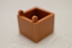 %7711 コンテナ・ボックス[黄褐色]2x2x1.33