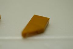%5091 タイル[パール金]1x2(左)