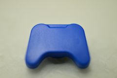 %53118 ゲームコントローラー[青色](無地)