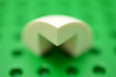 %5906 ブロック[白]2x2x1.66(丸、1/4ドーム)