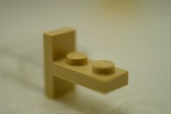 %4585 ブラケット[タン]1x2‐2x1(中央)