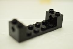 %3668 ビーム[黒]2x6x1.3(軸穴、2x4カット、新タイプ)