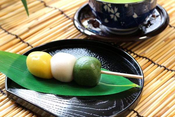 三色だんご4本入り | 三陸水産有限会社