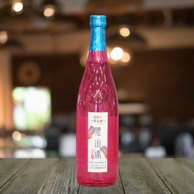 九郎左衛門／別誂 雅山流「禁断の黒女神」純米酒720ml【冷蔵】