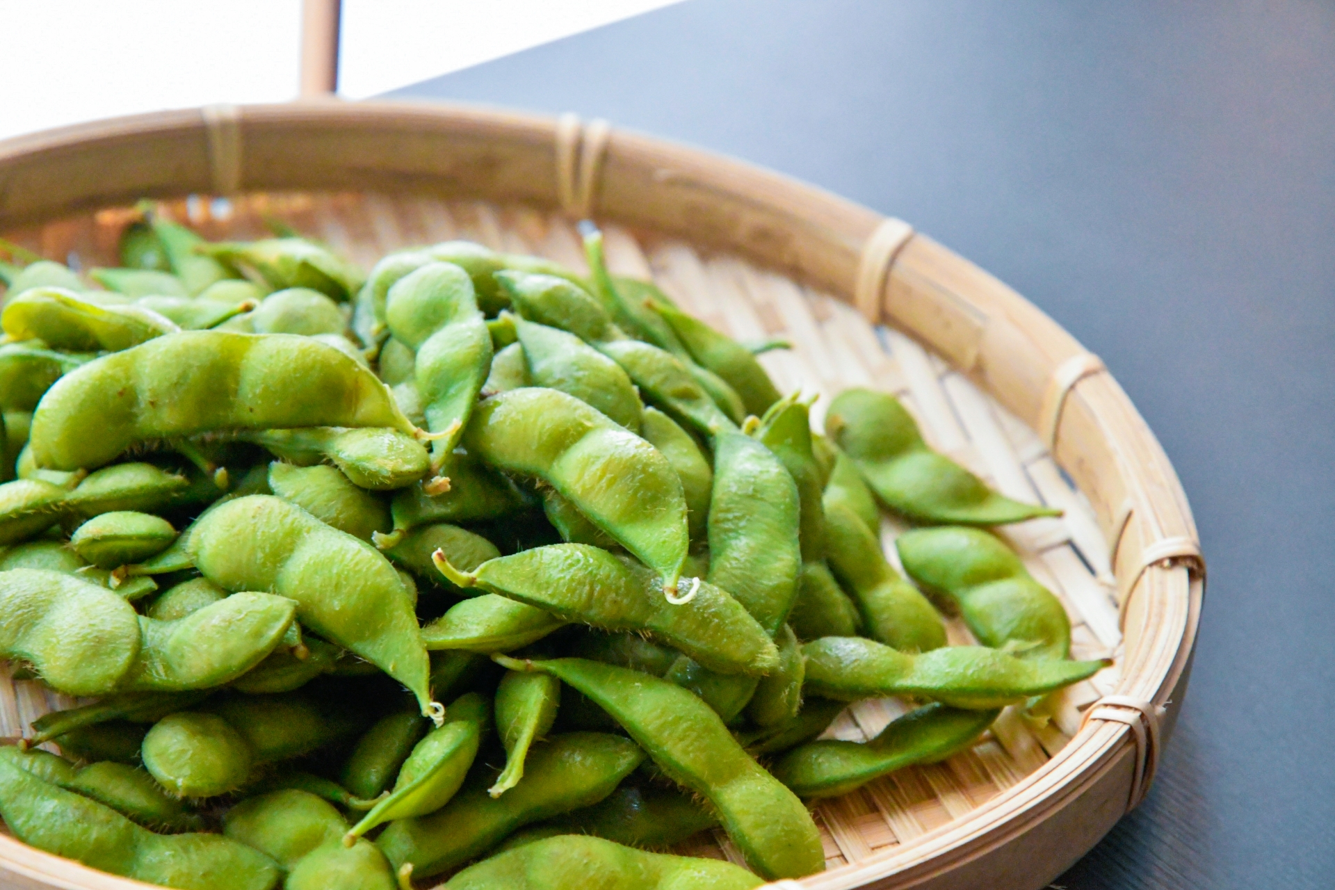 産地直送】山形・鶴岡産／だだちゃ豆 1kg（500g✕2袋）【冷蔵】 | 上杉