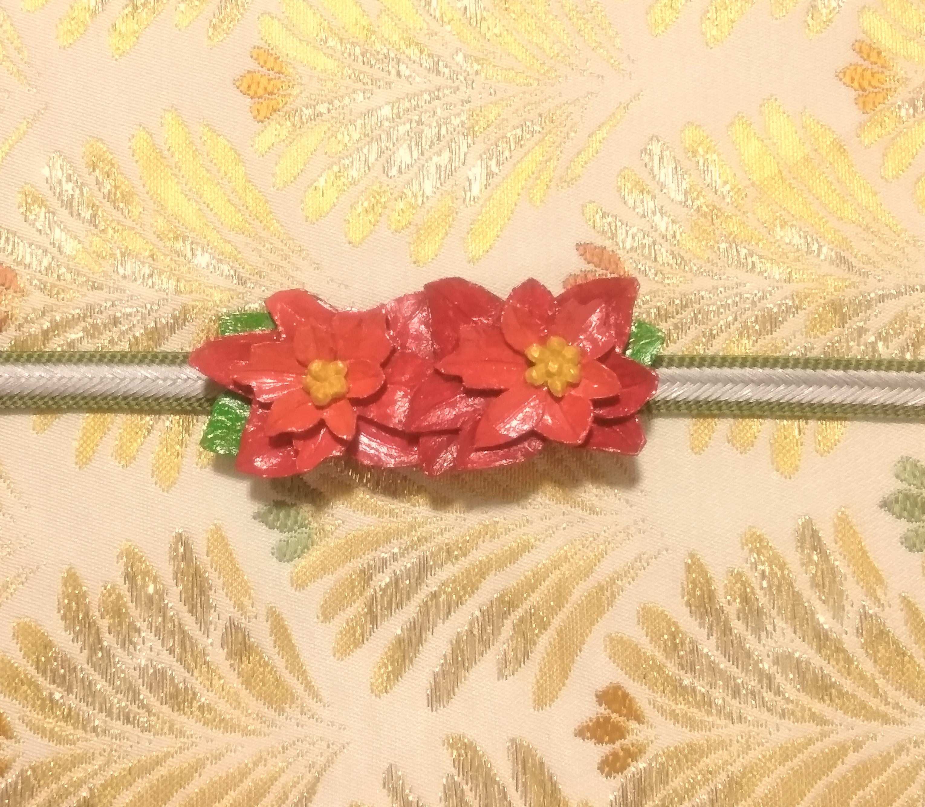 木彫り 帯留め＆ブローチ（ポインセチア）Christmas12月の誕生花 