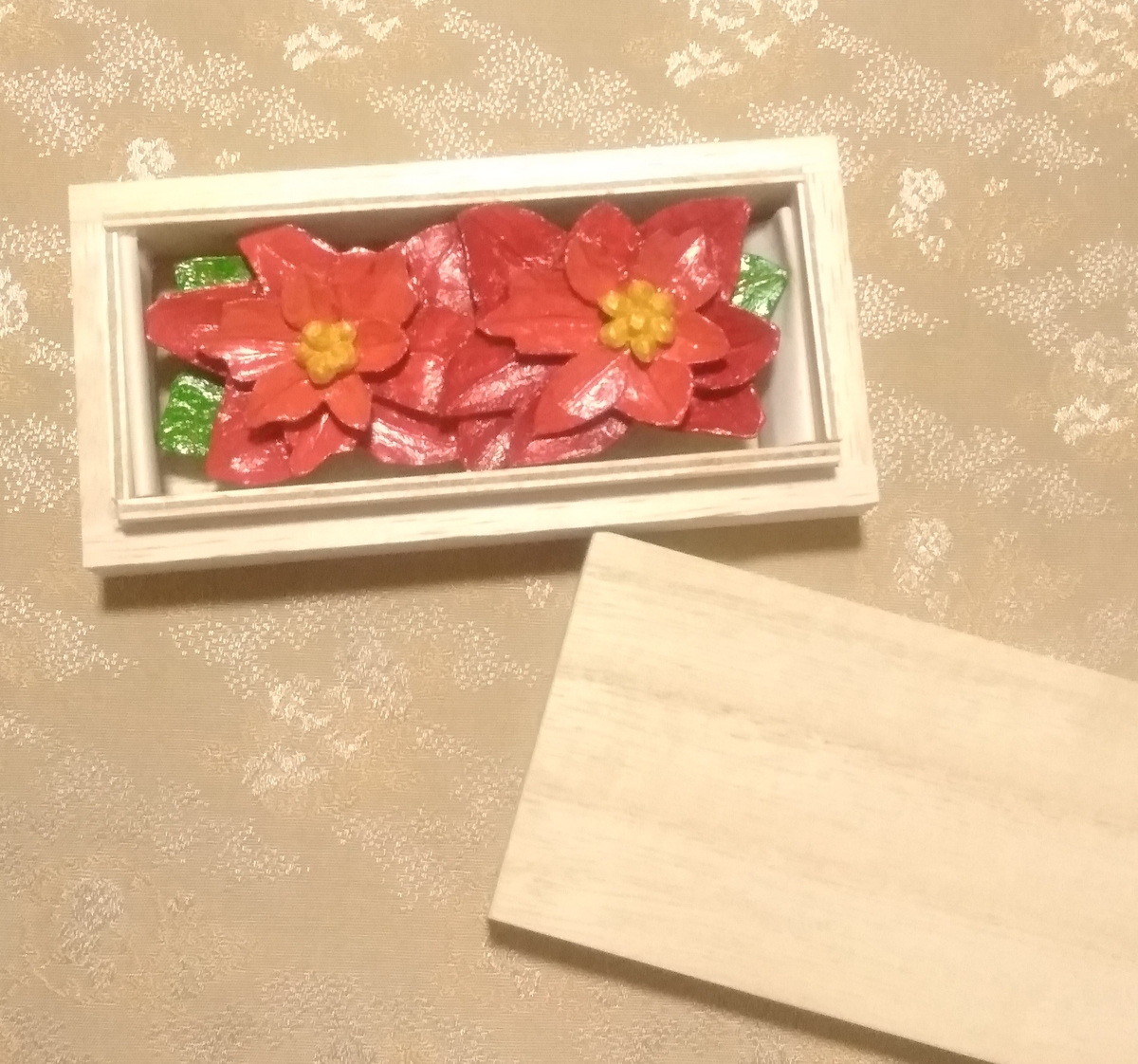 帯留め〈Bouquet・ポインセチア・盛り〉 木彫り 帯留め＆ブローチ（ポインセチア）Christmas12月の誕生花