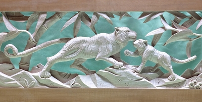 竹と虎の彫刻 木製パネル 壁掛け 一刀彫り 虎竹掛け花籠の