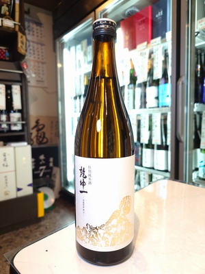 乾坤一　特別純米　神力　720ml