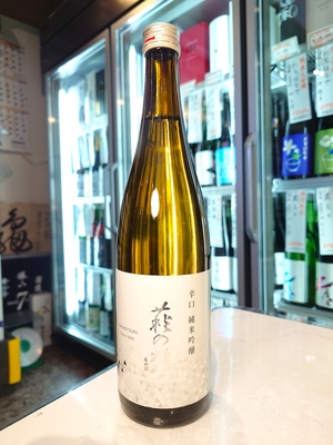 萩の鶴　純米吟醸　辛口　720ml