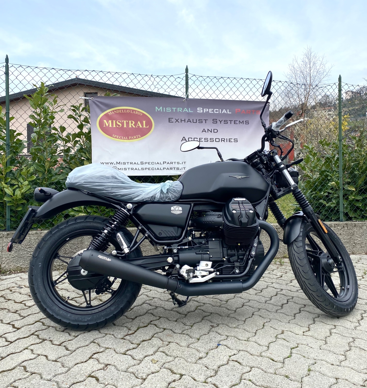 MGH-V7850SHORT-BP MISTRAL V7 850 EURO5用ステンレス製リバースコーン 