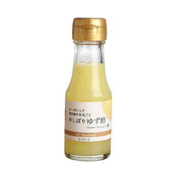 柚酢（ゆのす） 1升若しくは小分け 塩入 手絞りです。 手しぼりゆず酢(180ml) | 実生ゆずのかな川