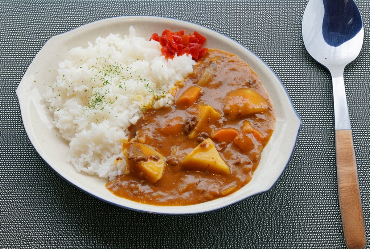 まいづる金曜日海軍カレー | 舞鶴チョキまる便
