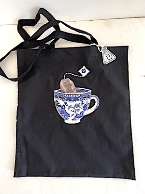 R&D.M.Co- no.8266 .MILK TEA TOTE BAGB.W BAG black