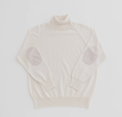 CLASKA  ウォッシャブルウールエルボーパッチタートルセーター  white