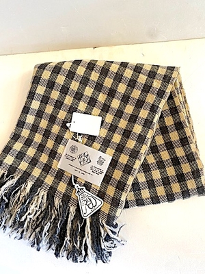 R&D.M.Co-  no.7178  BLANKET   Cream+black