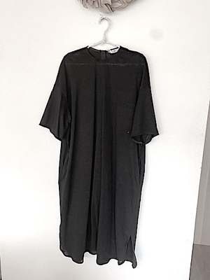 R&D.M.Co-  no.8026  LC&S.PULLOVER DRESS  black
