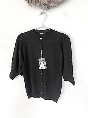 R&D.M.Co-  no.7471  ICR COTTON PUFF SLEEVE CARDIGAN  BLACK