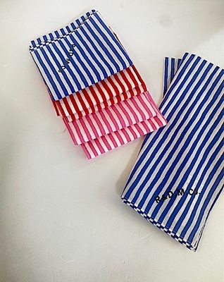 R&D.M.Co-  no.8172  C.S BANDANA  pink  red  blue