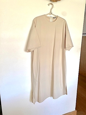 R&D.M.Co-  no.8042  C.P.H.G  PULLOVER DRESS  Ecru