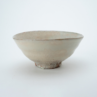 34.粉引小服茶碗