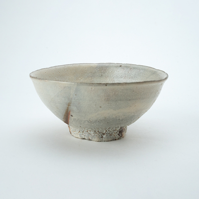 77.粉引小服茶碗